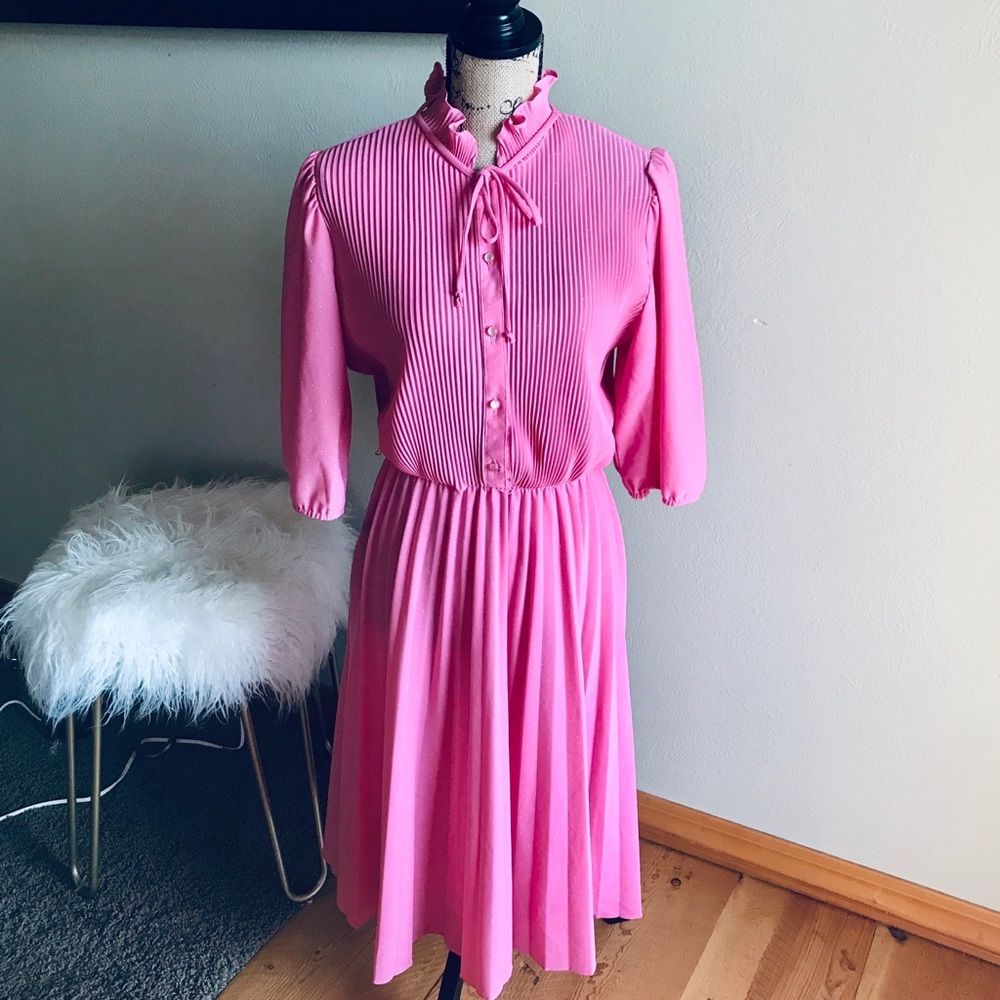 Vintage bubblegum pink dress